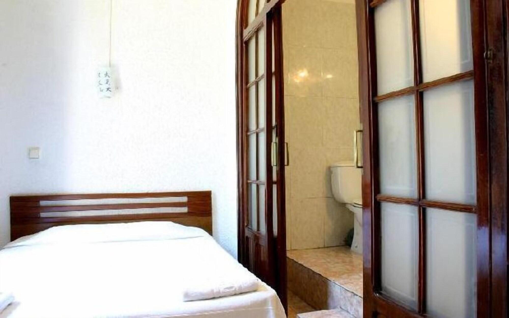 Hostal Eden برشلونة المظهر الخارجي الصورة