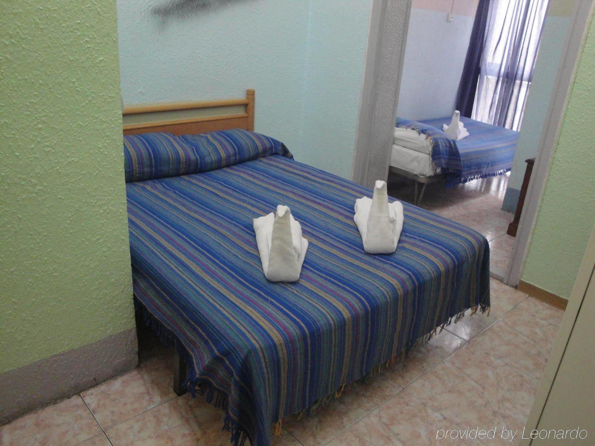 Hostal Eden برشلونة المظهر الخارجي الصورة