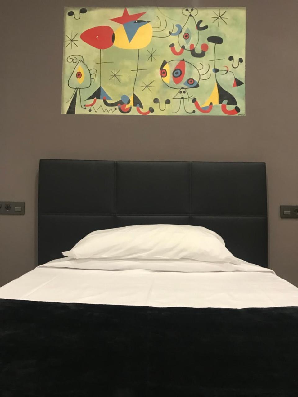 Hostal Eden برشلونة المظهر الخارجي الصورة
