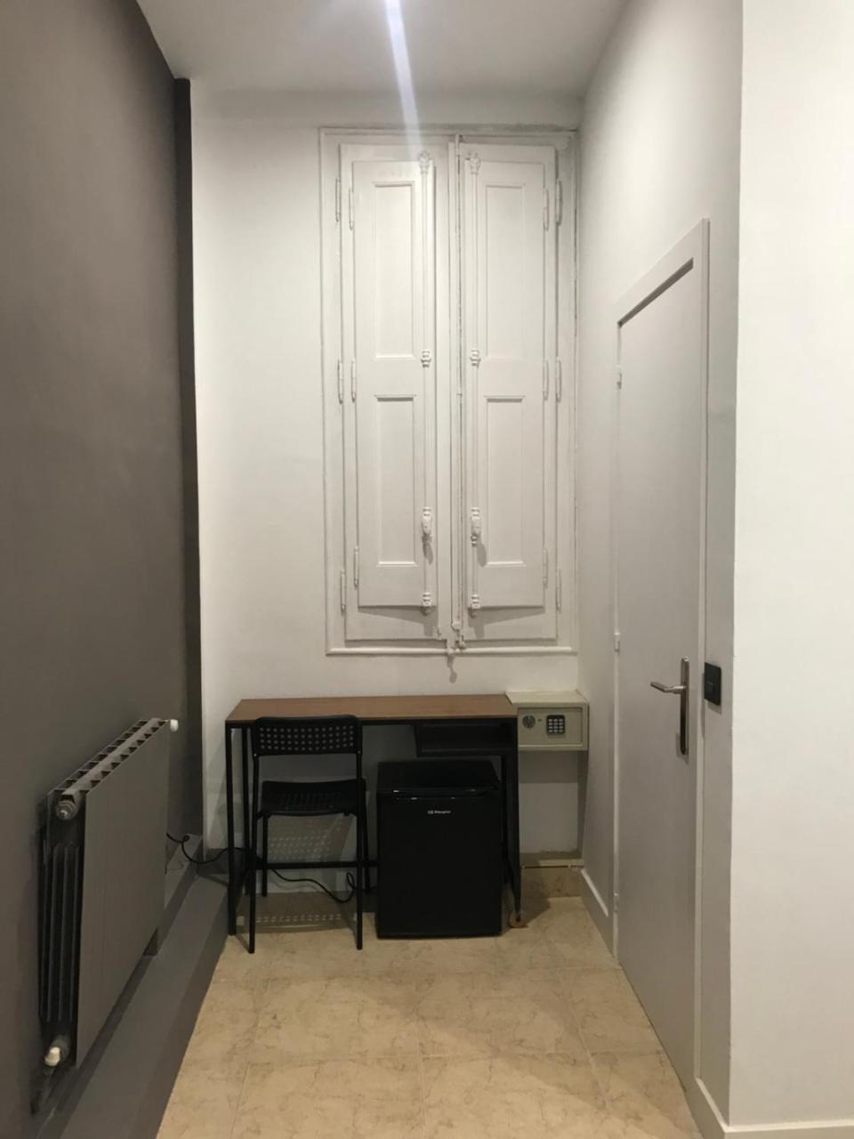 Hostal Eden برشلونة المظهر الخارجي الصورة