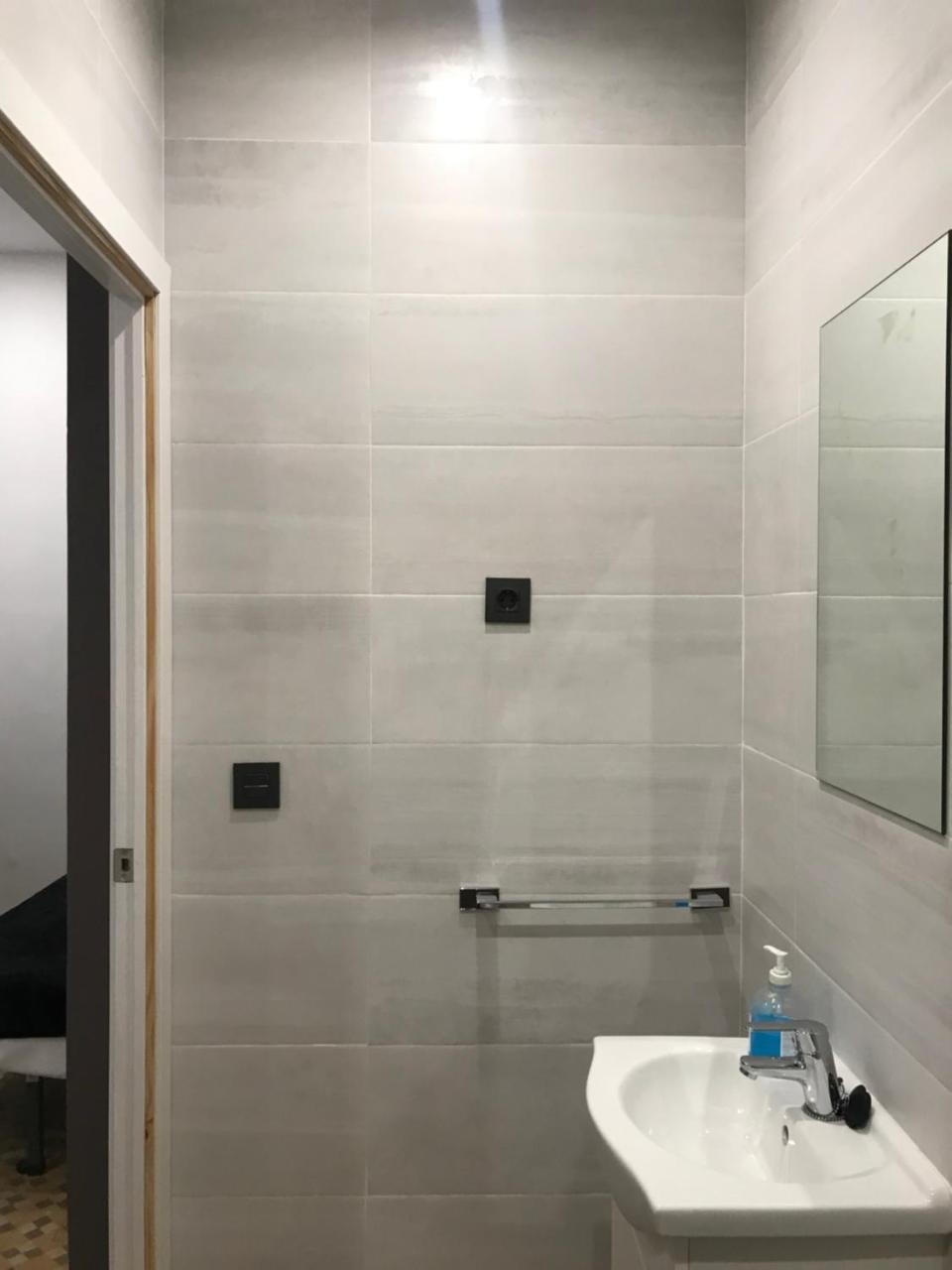 Hostal Eden برشلونة المظهر الخارجي الصورة