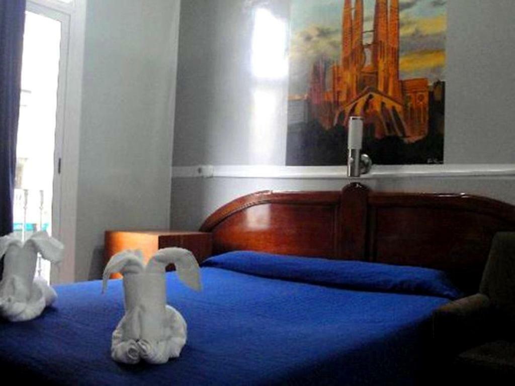 Hostal Eden برشلونة المظهر الخارجي الصورة